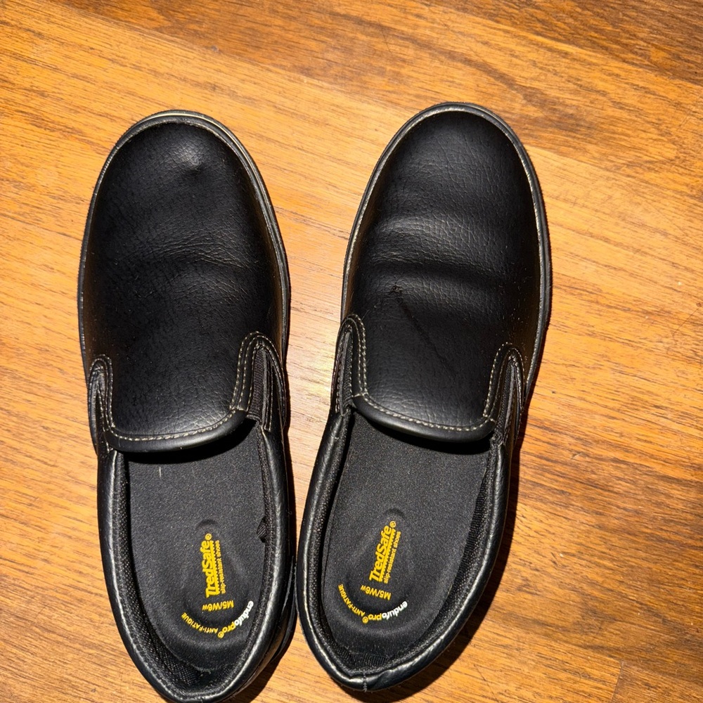 Non-slip Black Leather Slip-On Loafers